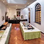 Hotel Central Hotel 4*