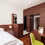 Hotel Central 4*