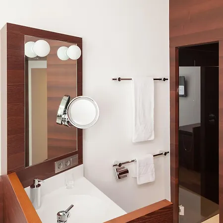 Hotel Central 4*