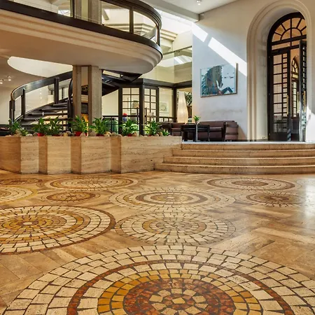 Hotel Central אינסברוק