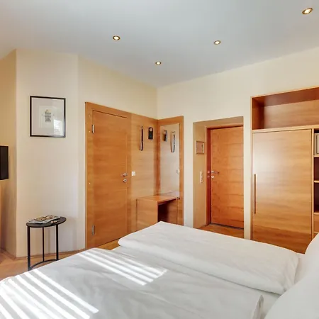 Hotel Central Отель