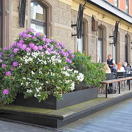 Hotel Central 4*