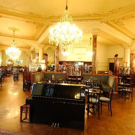 Hotel Central Hotel 4*