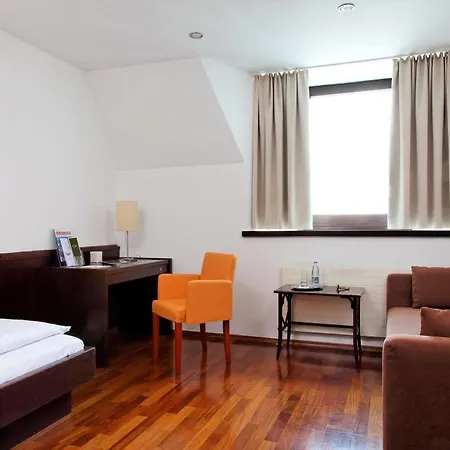 Hotel Central Hotel 4*