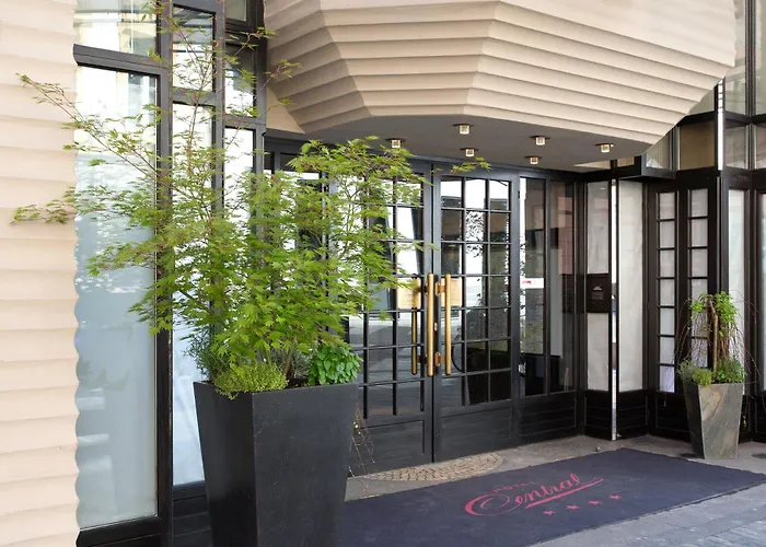 中央酒店 酒店 4*