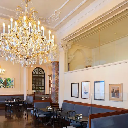 Hotel Central Готель 4*